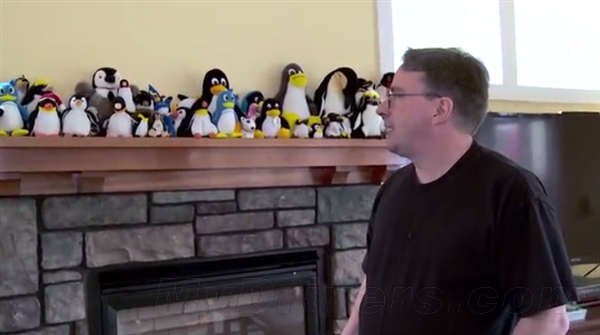 【视频】Linux之父Linus Torvalds的办公室首度视频曝光 – 程序师