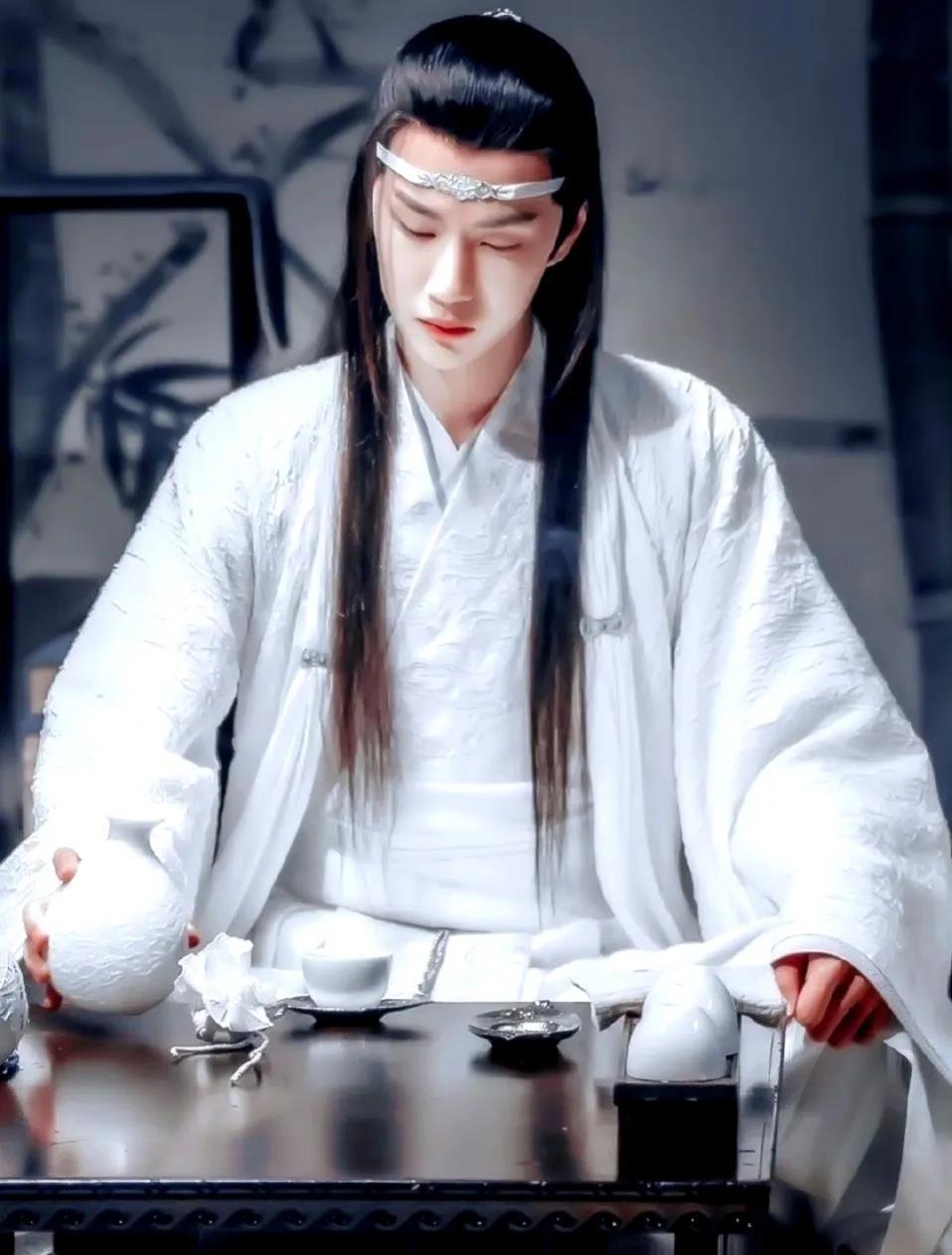 图3: 王一博王一博修改简介,删掉代表作《陈情令》,他和肖战的CP粉破防!