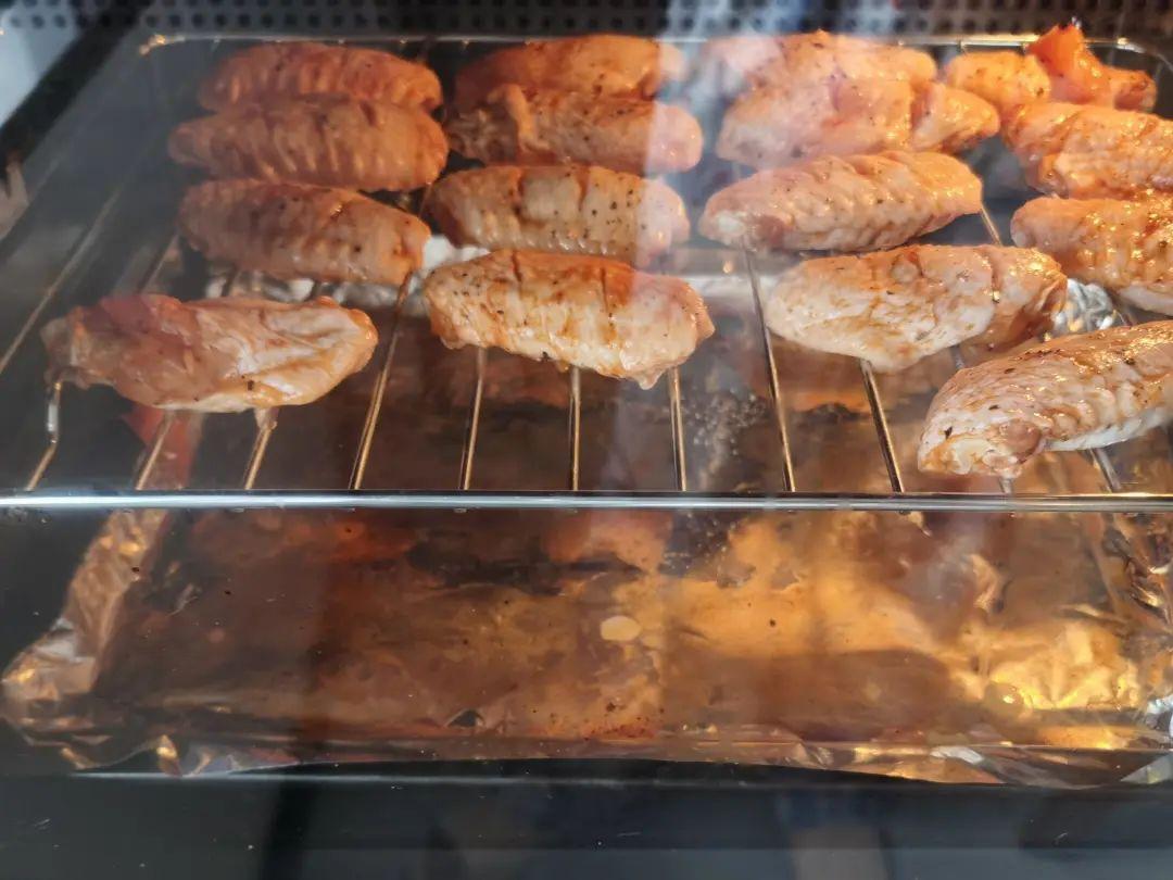 图6: 创业第一批刷屏全网“成人小饭桌”,已经倒闭了