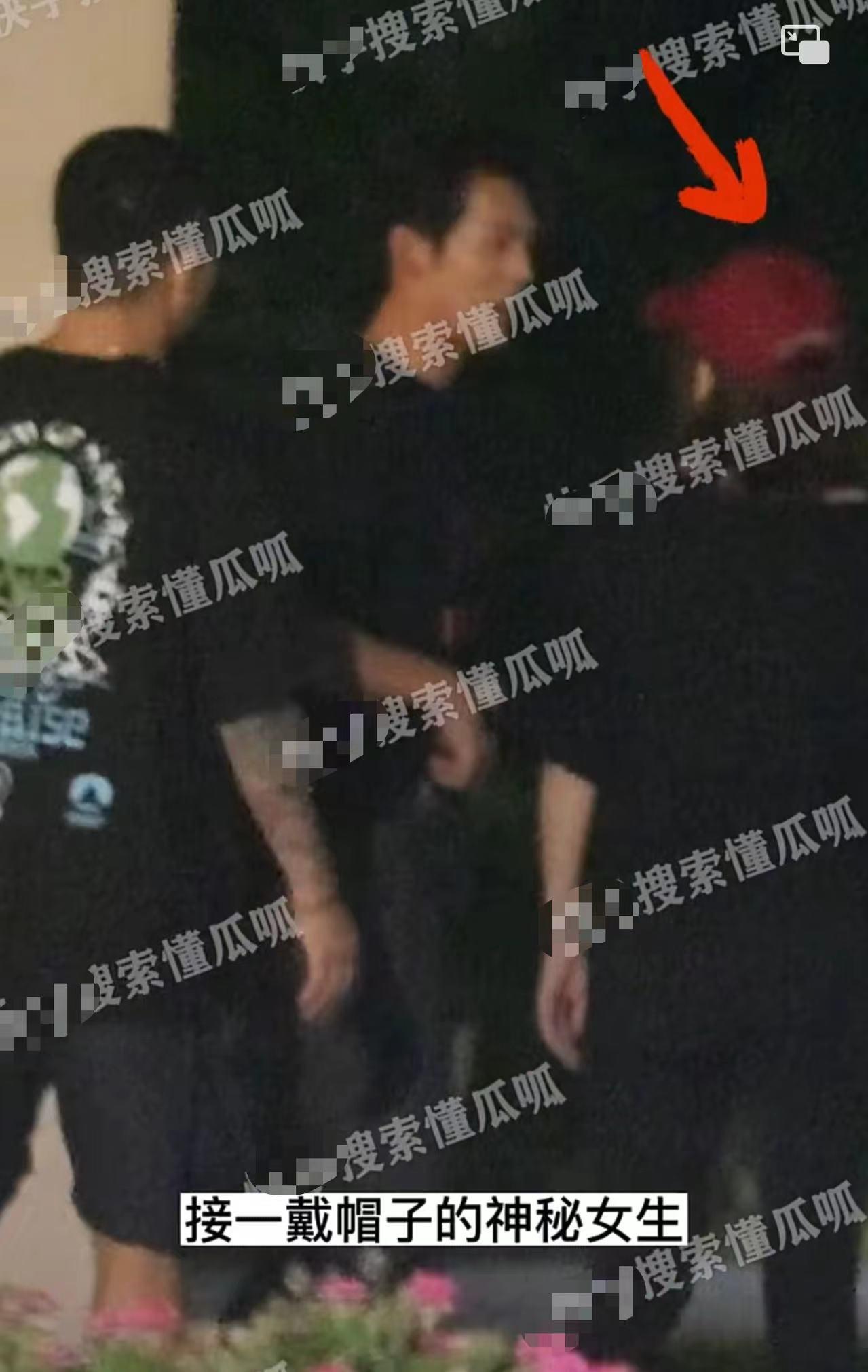 图7: 于适 张雨绮封神男主新恋情曝光!与高挑美女凌晨4点多回家,与张雨绮疑分手