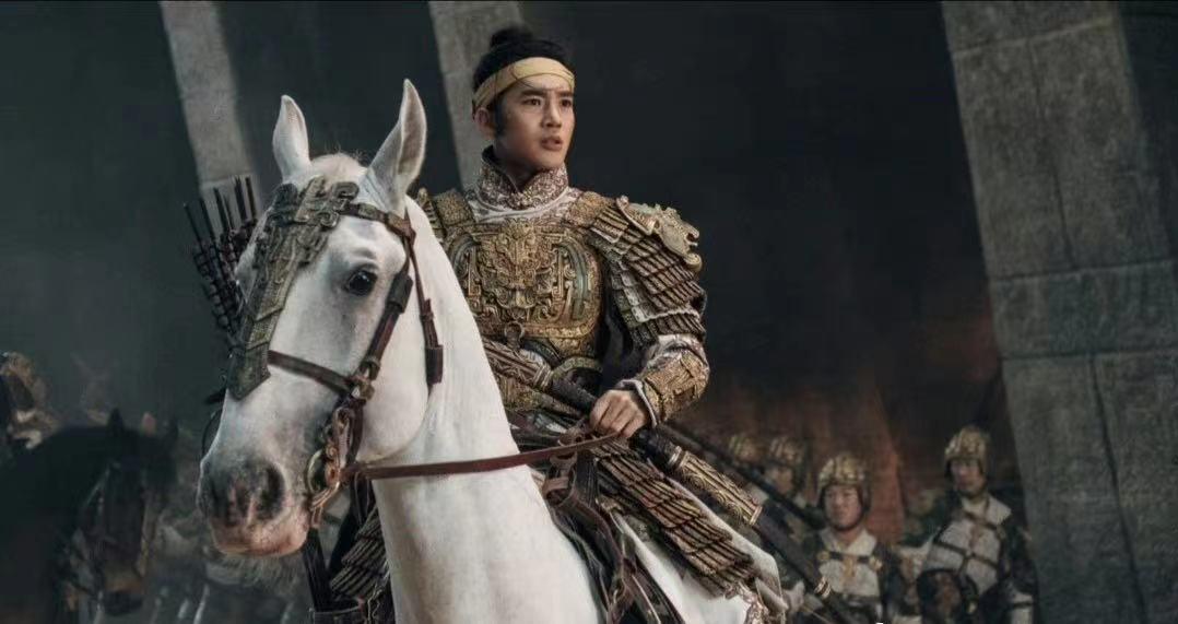 图0: 于适 张雨绮封神男主新恋情曝光!与高挑美女凌晨4点多回家,与张雨绮疑分手